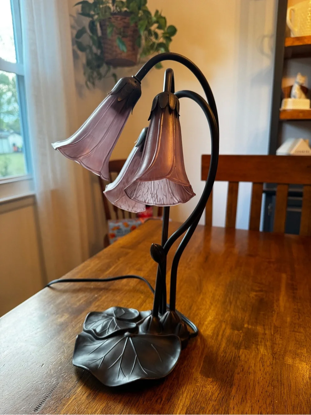 1980’s Art nouveau lily flower Glass Table Lamp dimmable
